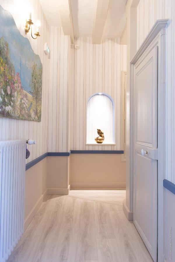 La Little Maison Лош Екстер'єр фото